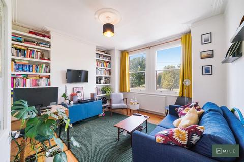 2 bedroom apartment for sale, Roundwood Road, London NW10