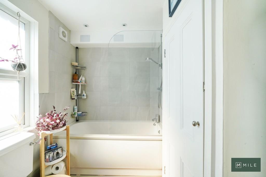 180 Roundwood Road - Oqf RHT0 Abn I8k Z3 IJF23