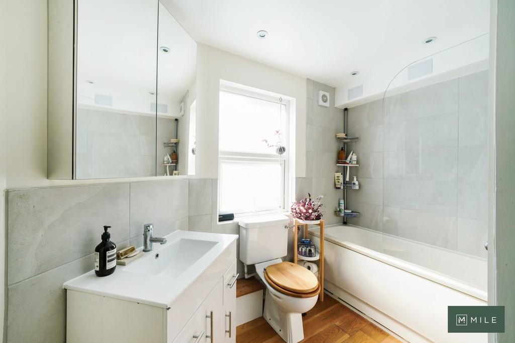 180 Roundwood Road - or Ftyhg RSBAkm DTz CAuy