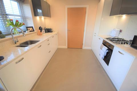 35 Blakewood Drive, Blaxton, Doncaster, DN9 3GX