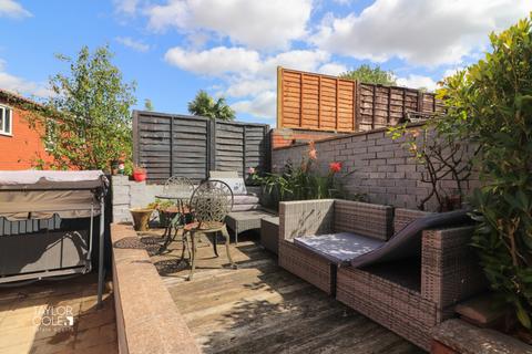 26 Sorrel, Tamworth, B77 4HA