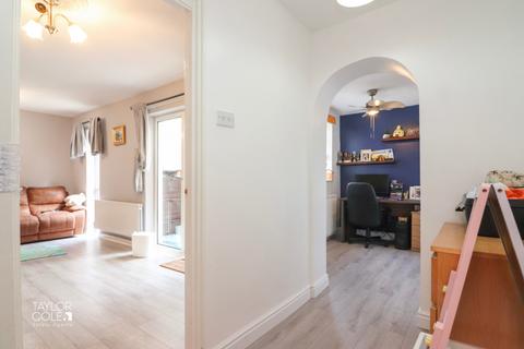 26 Sorrel, Tamworth, B77 4HA
