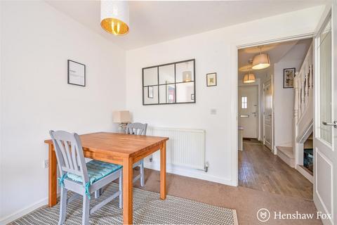 95 Cutforth Way, Romsey, SO51 0BG