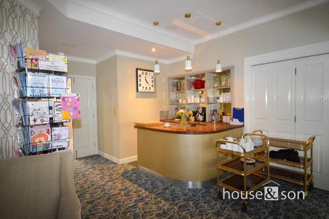 2 bedroom apartment for sale, Melton Court, 37 Lindsay Road, Branksome Park, Poole, BH13