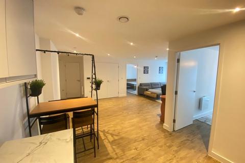 2 bedroom apartment to rent, Phoenix, Saxton Lane