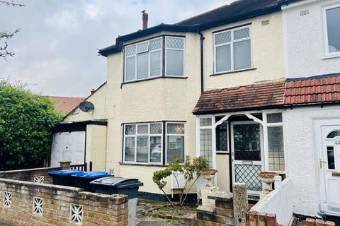 3 bedroom end of terrace house for sale, District Road, Wembley