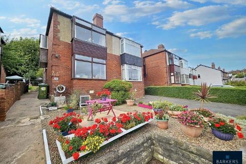 3 bedroom semi-detached house for sale, Leeds Old Road, Heckmondwike