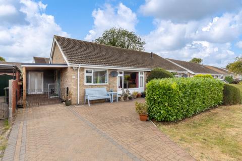 57 Ashton Close, Needingworth, St Ives, PE27 4UA