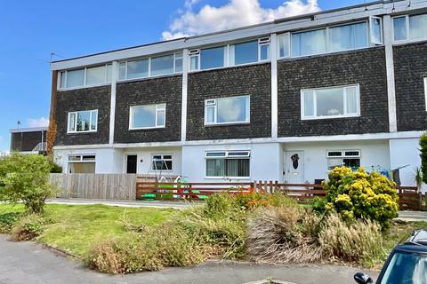 2 bedroom maisonette for sale, Allt-Yr-Yn Crescent, Newport NP20