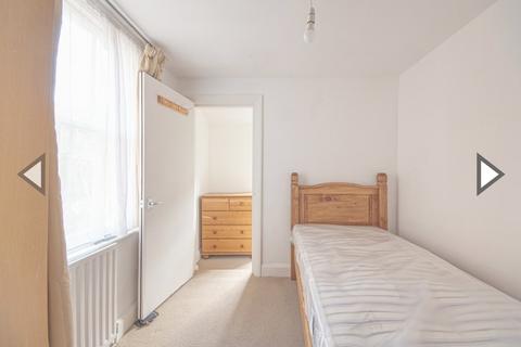 3 bedroom terraced house to rent, Wansey Street, London SE17