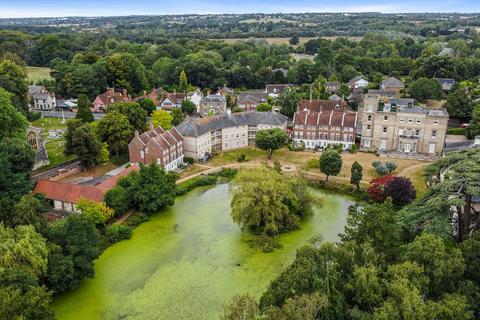 2 bedroom apartment for sale, Lexden Park, Colchester