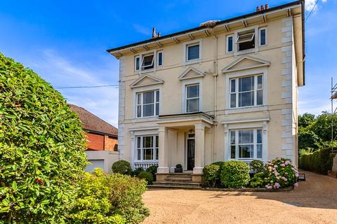 2 bedroom apartment for sale, Pennington Road, Southborough, Tunbridge Wells