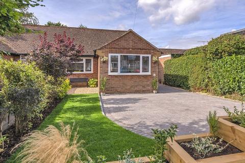 2 bedroom bungalow for sale, Hilden Park Road, Hildenborough, TN11 9BN