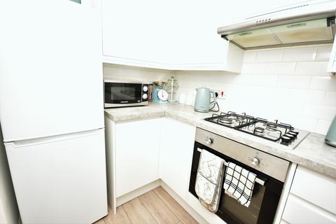 2 bedroom terraced house to rent, Aylesbury HP19