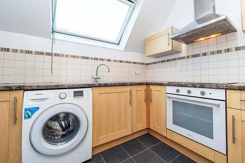 1 bedroom flat to rent, Lechlade Road, Faringdon