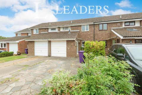 3 bedroom terraced house to rent, Girons Close, Hitchin, SG4 9PG