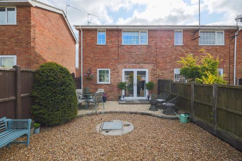 12b Barnfield Road, Tean, Stoke-on-trent, ST10 4LA