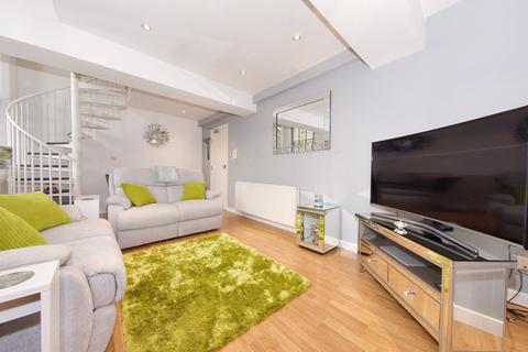 1 bedroom apartment for sale, Apartment , Boothroyds,  Halifax Road, Dewsbury