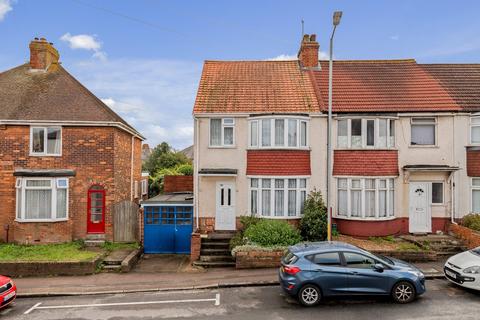 3 bedroom end of terrace house for sale, Cheriton High Street, Folkestone, CT19