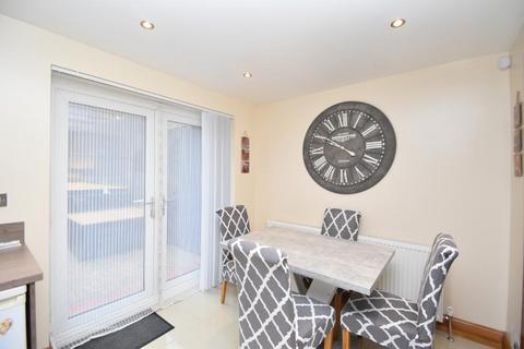 3 bedroom semi-detached house for sale, St Ives Road, Moodiesburn, G69 0PE