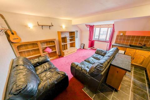 2 bedroom flat for sale, Cricklewood Lane, London NW2