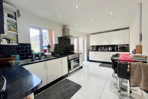 161 Acworth Crescent, Luton, LU4 9JB