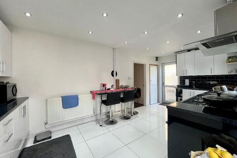 161 Acworth Crescent, Luton, LU4 9JB