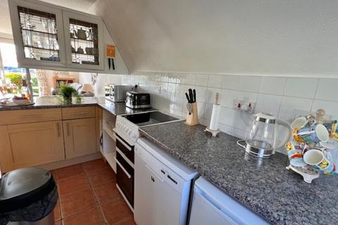 2 bedroom bungalow for sale, The Coombe, Kilkhampton, EX23