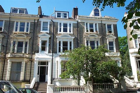 2 bedroom flat for sale, Belsize Crescent, Belsize Village, Belsize Park