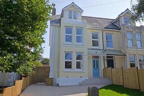 6 bedroom semi-detached house for sale, Mount Pleasant Road, Camborne TR14