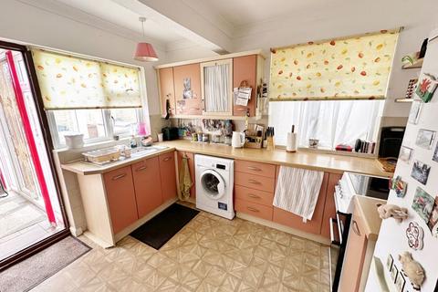 2 bedroom bungalow for sale, Orsett