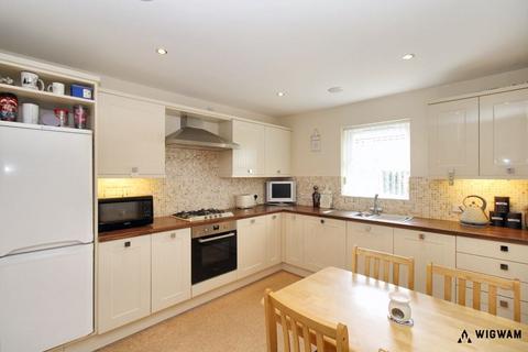 3 bedroom property for sale, Thamesbrook, Sutton On Hull, HU7