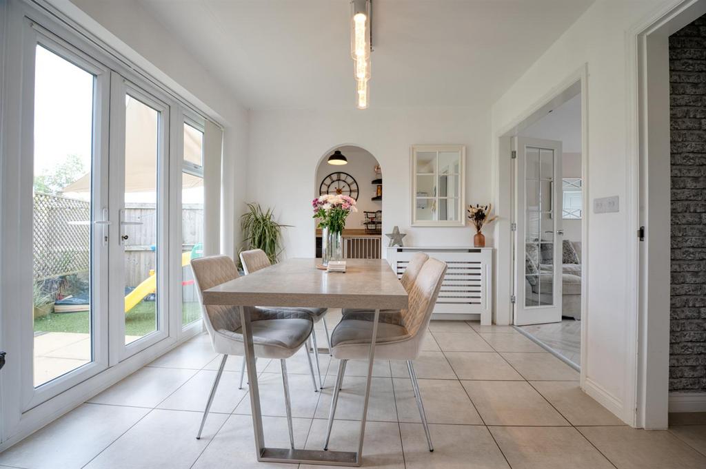 Dining area to utility room.jpg