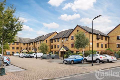 2 bedroom apartment for sale, Riverside Close, London