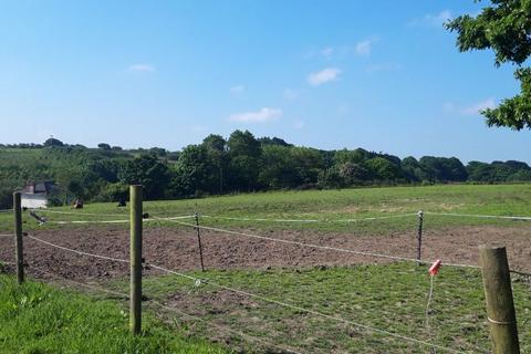 Equestrian property for sale, Vogue, St Day - Equestrian land and stabling with plots