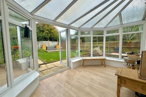 12 Bergman Close, Swindon, SN25 4XQ