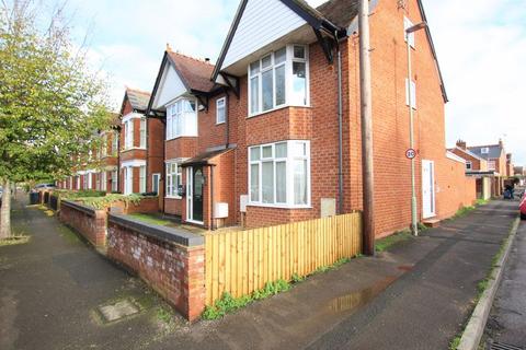 1 bedroom maisonette to rent, Robinson Road, Gloucester GL1