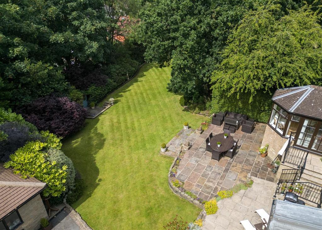 Garden aerial