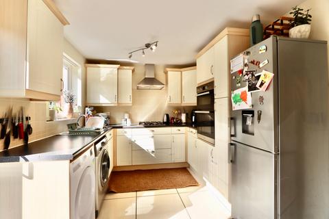12 Blacksmith Close, Oakdale, Blackwood, NP12 0BG