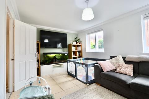 12 Blacksmith Close, Oakdale, Blackwood, NP12 0BG
