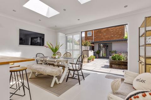 6 Church Path, Emsworth, PO10 7DP
