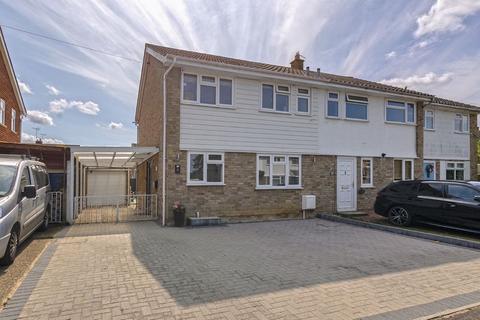 3 bedroom end of terrace house for sale, Willow Crescent, Tonbridge TN12