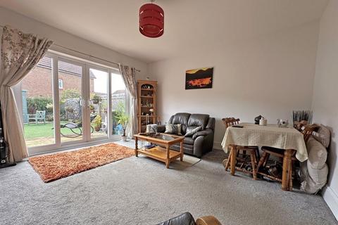 8 Hardys Close, Bathpool, Taunton, TA2 8FQ