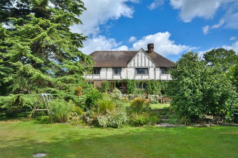 4 bedroom detached house for sale, Tudor Close, Pulborough, West Sussex, RH20