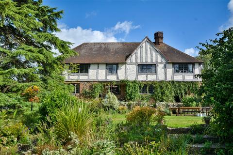 4 bedroom detached house for sale, Tudor Close, Pulborough, West Sussex, RH20