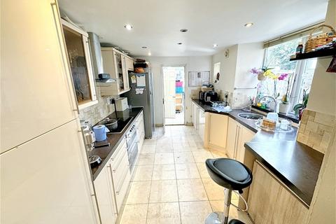 3 bedroom terraced house to rent, Cann Hall Road, Leytonstone