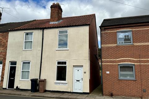 2 bedroom end of terrace house to rent, Spital Street, Lincoln,