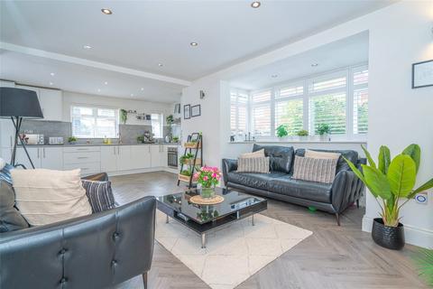 Whitmore Close, London, N11