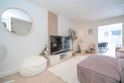 45 Whitmore Close, London, N11 1PB