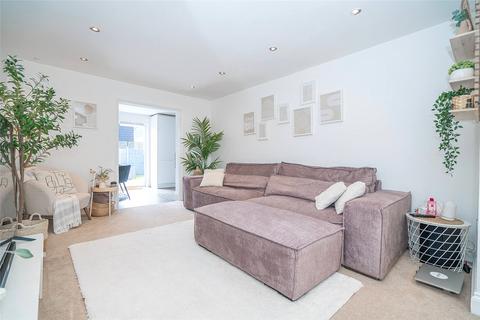 45 Whitmore Close, London, N11 1PB
